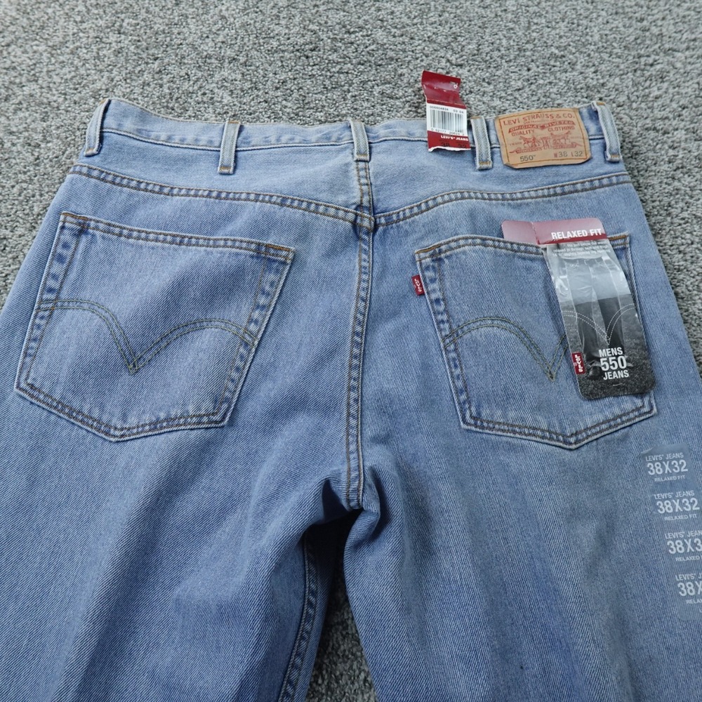 NEW VTG Levis Jeans Mens 38X32 Light Blue Denim Pants 550 Relaxed Tapered Y2K